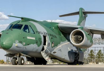 Correio do Oeste - Embraer vende avião militar KC-390 para mais um